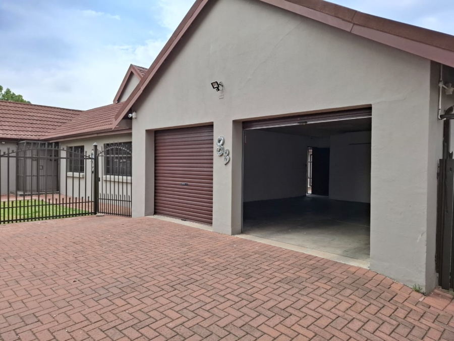 4 Bedroom Property for Sale in Park West Free State